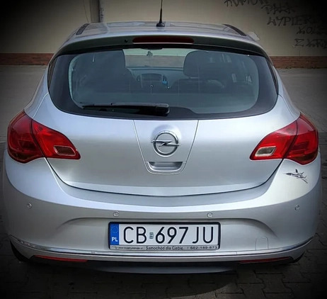 Opel Astra cena 35500 przebieg: 107780, rok produkcji 2014 z Bydgoszcz małe 106